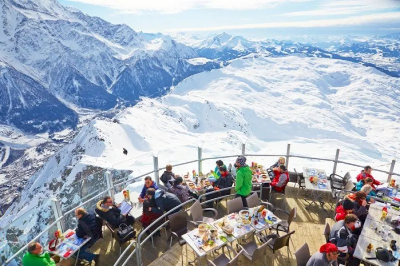 Nóc nhà châu Âu - Núi Mont Blanc