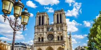 Khám phá nhà thờ Đức Bà Paris Notre Dame